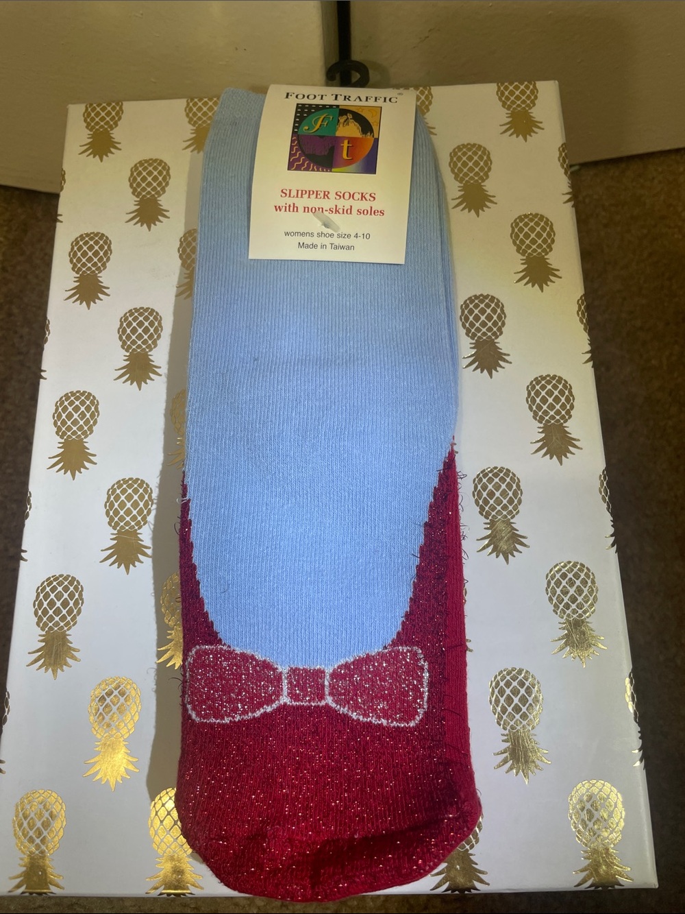 Traffic Light Blue and Red Bow Slipper Socks
